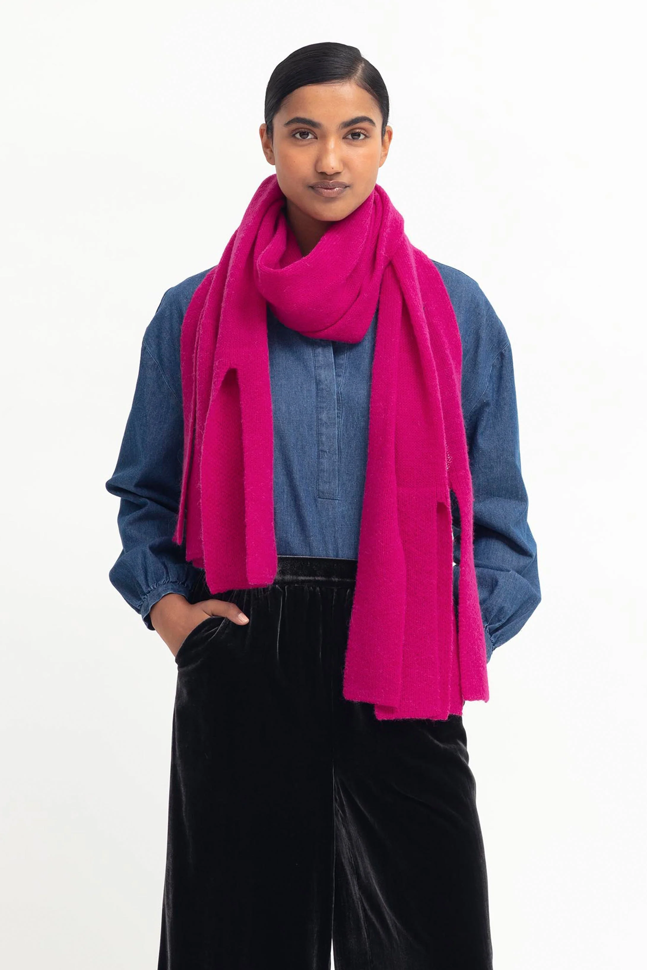 Agna Fringe Scarf - Image 7