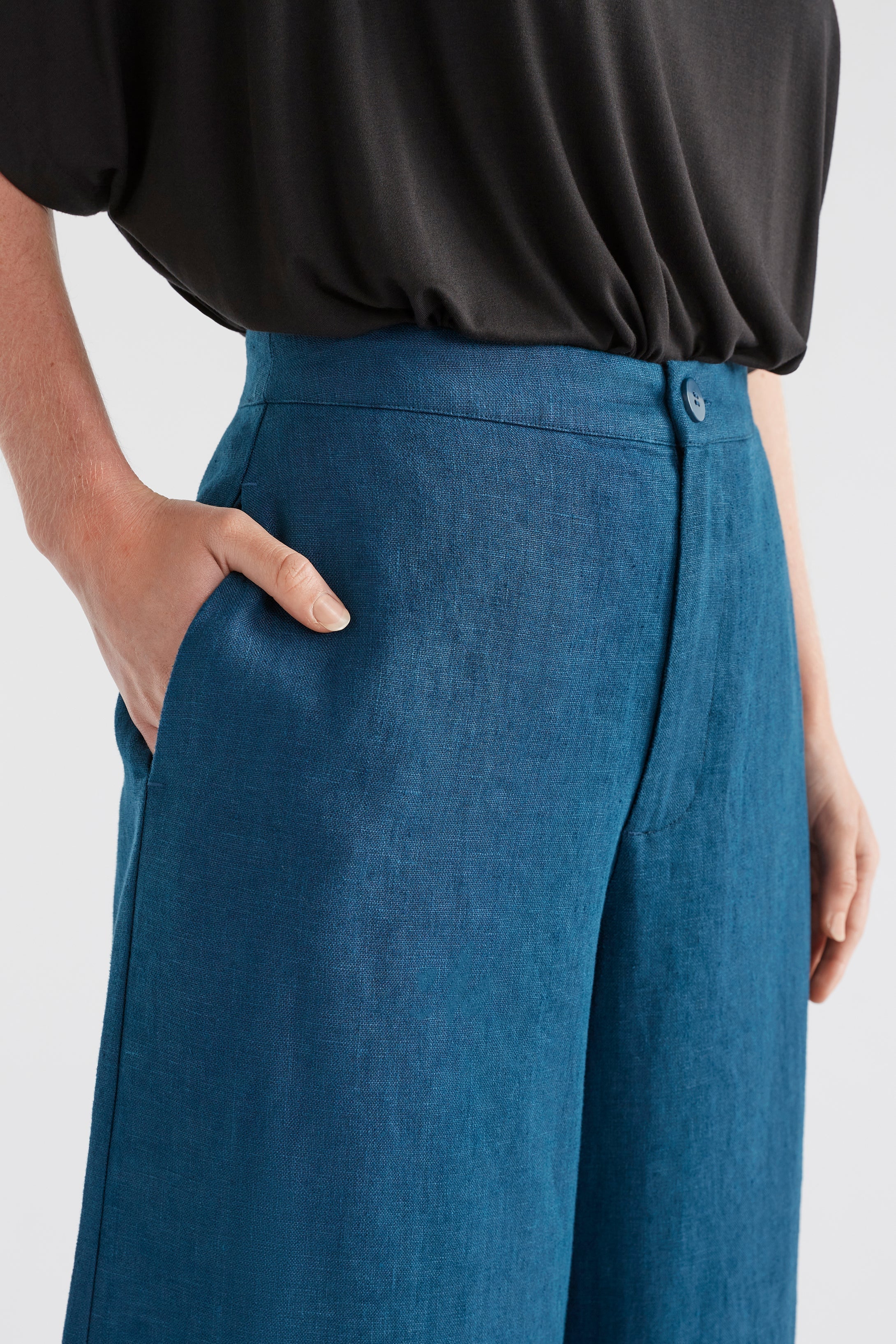 Anneli Linen Pant - Image 13