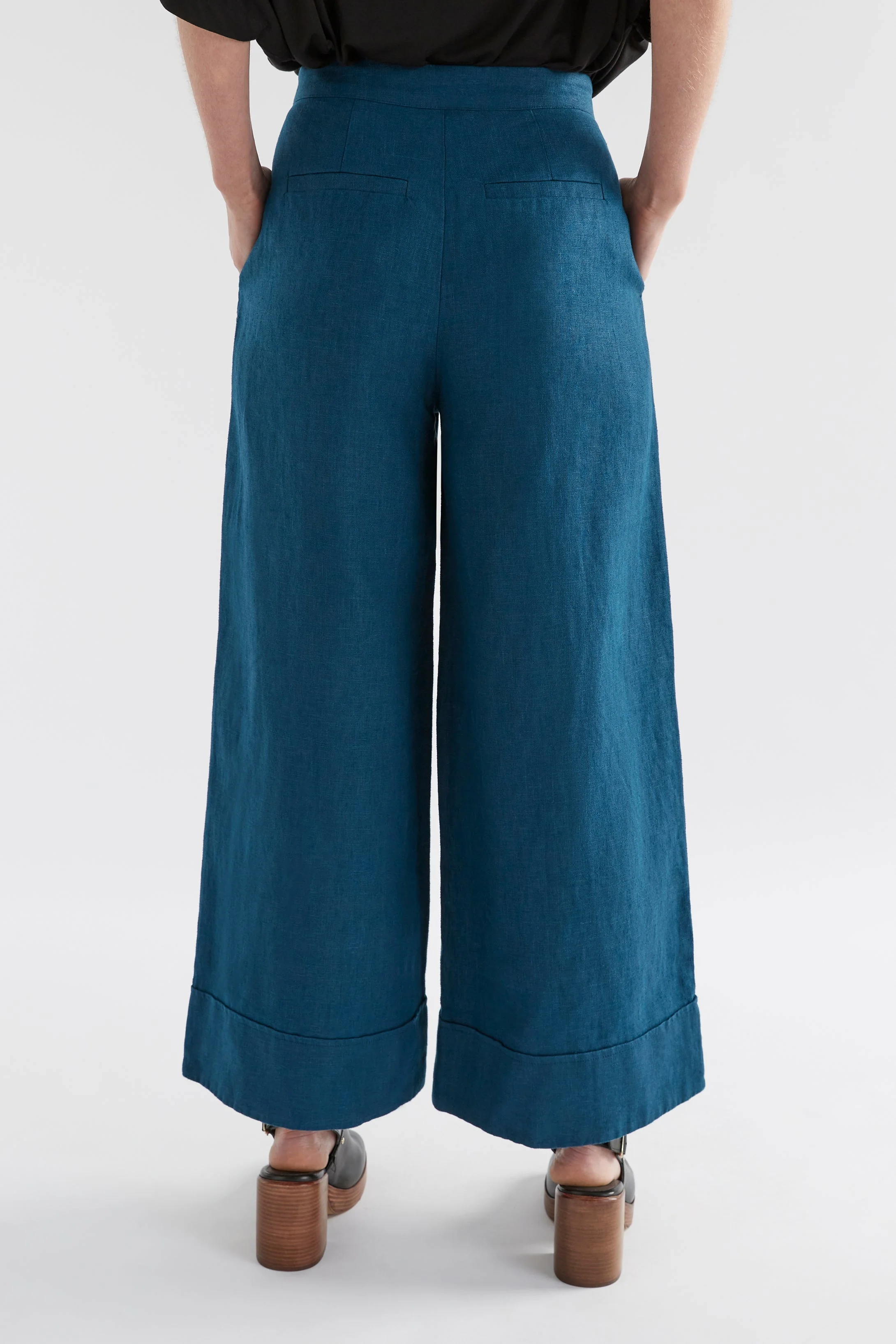 Anneli Linen Pant - Image 14