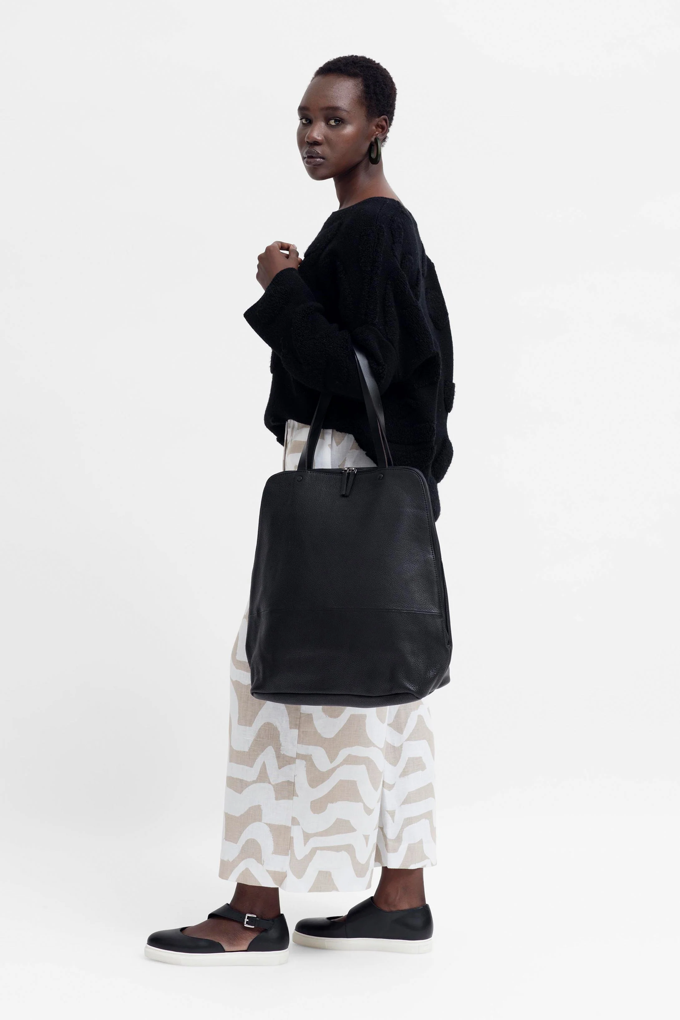 Arien Carry-All Bag - Image 12