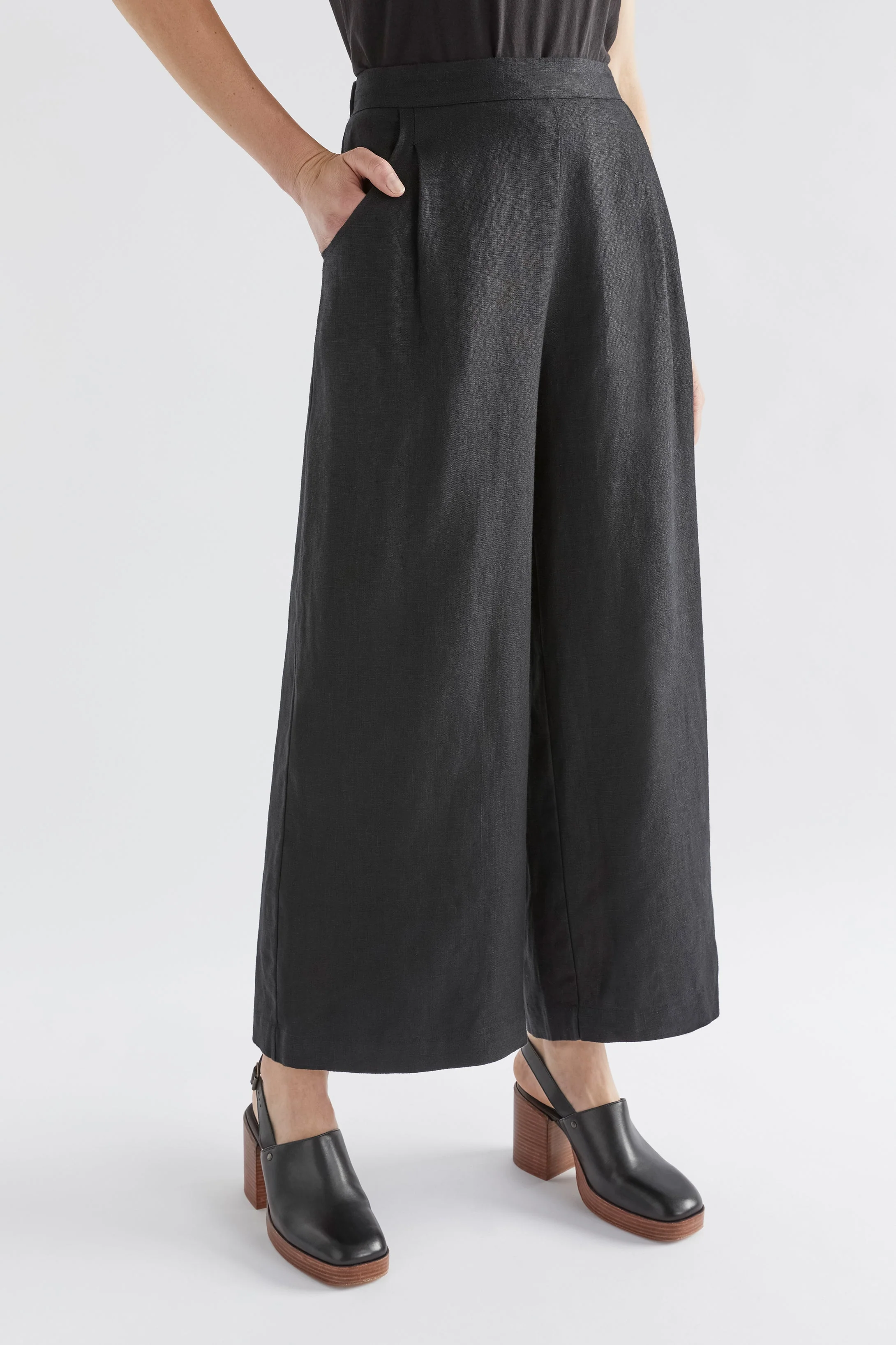 Ilona Linen Pant - Image 6