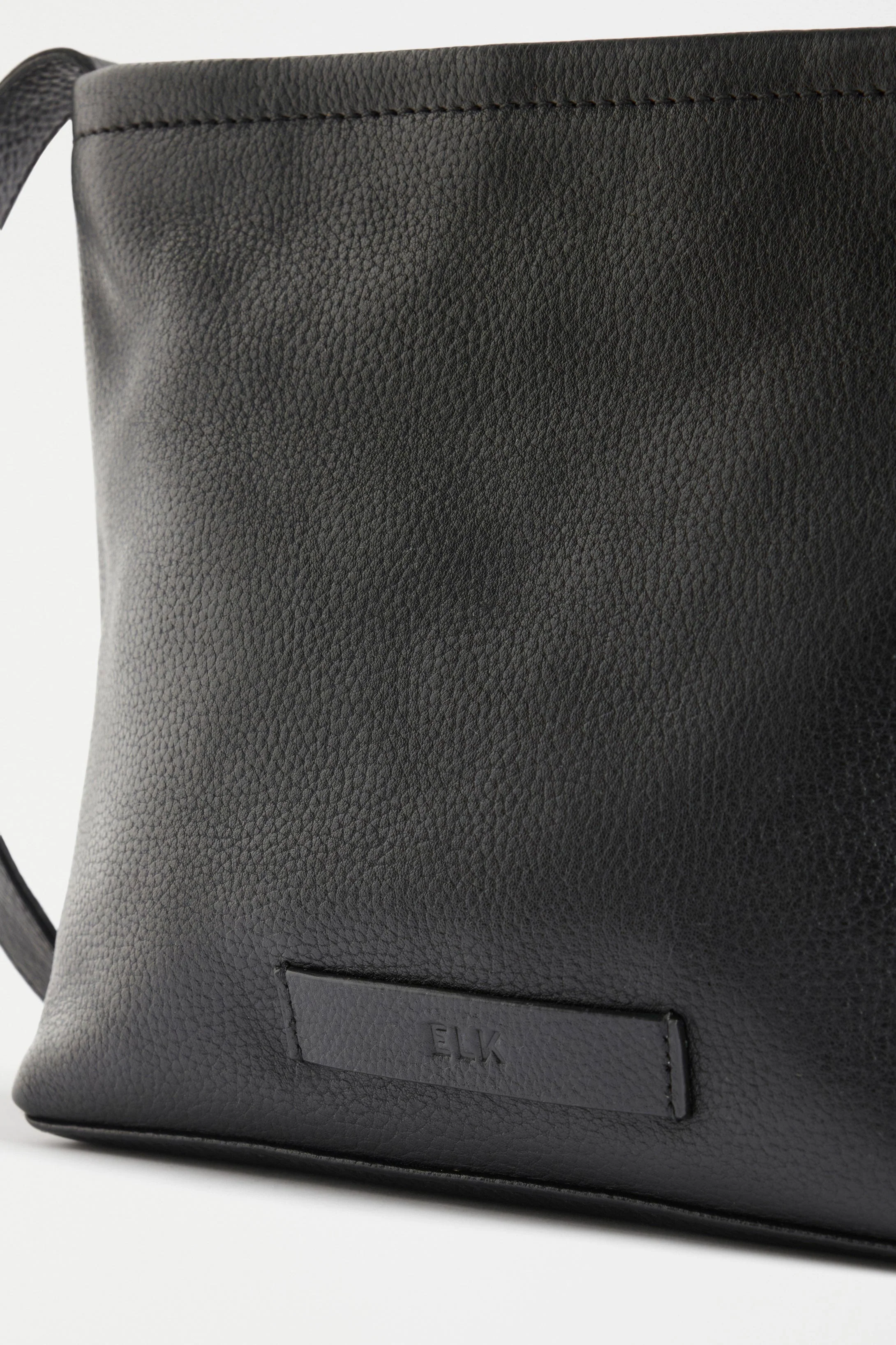 Lomi Crossbody Bag - Image 7