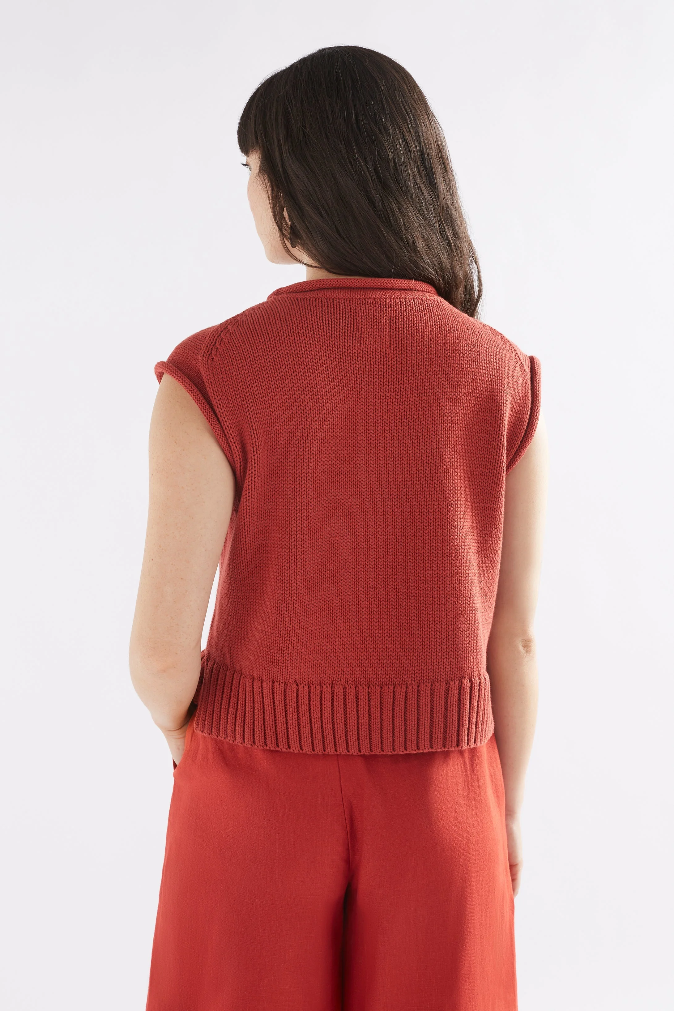 Lunel Knit Vest - Image 10