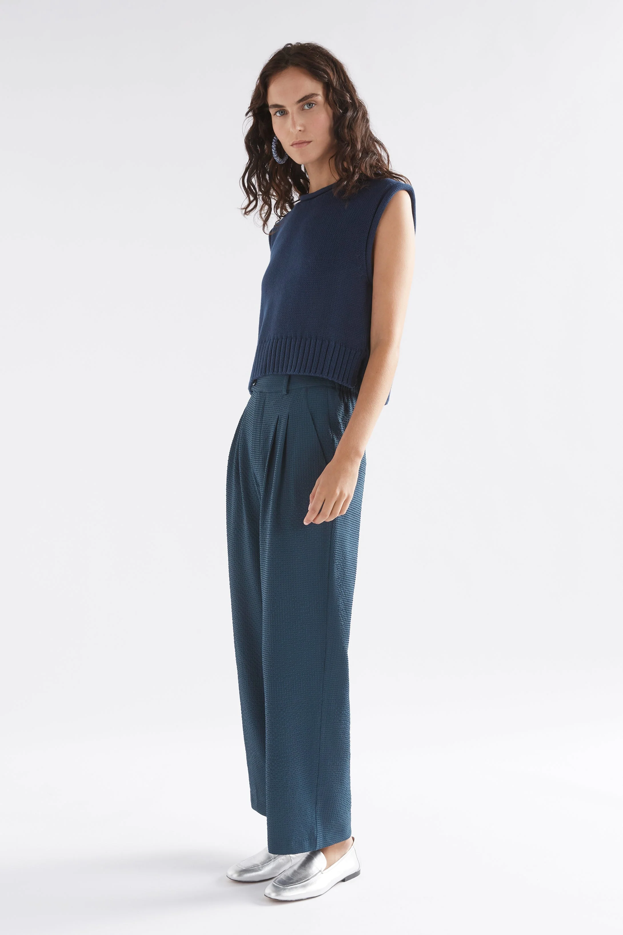 Lunel Knit Vest - Image 15