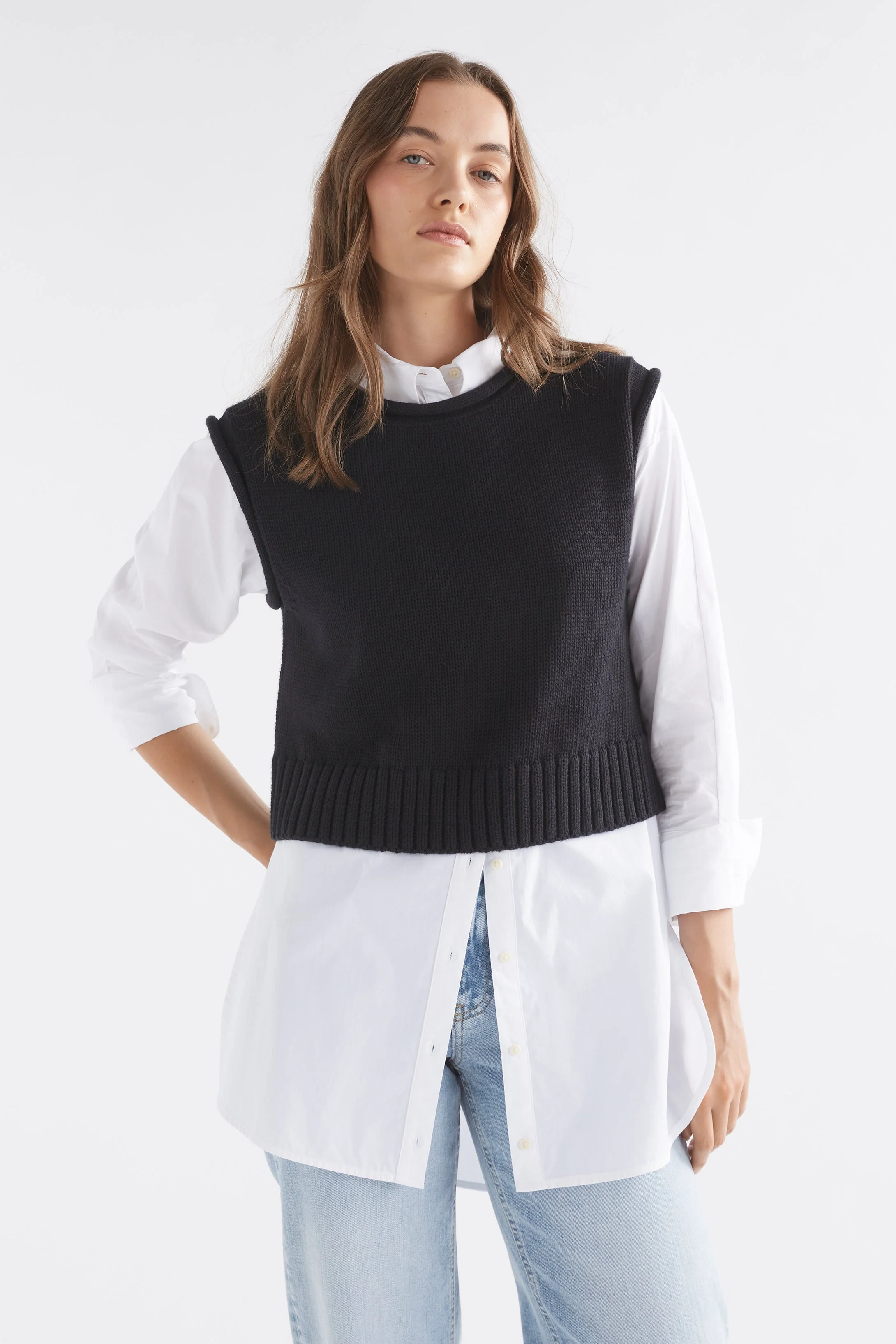 Lunel Knit Vest - Image 3