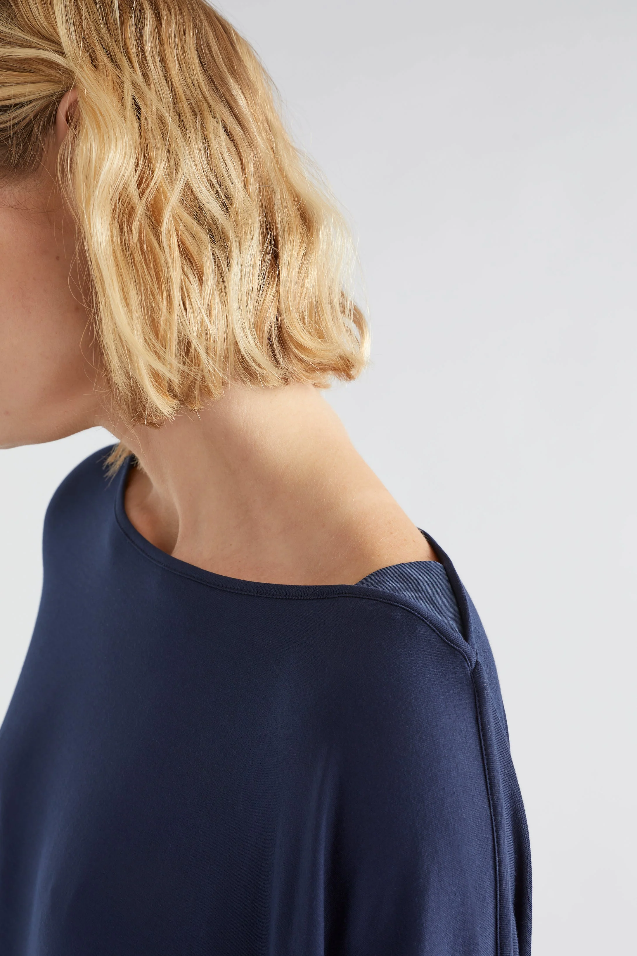 Wide Stretch Top - Image 5