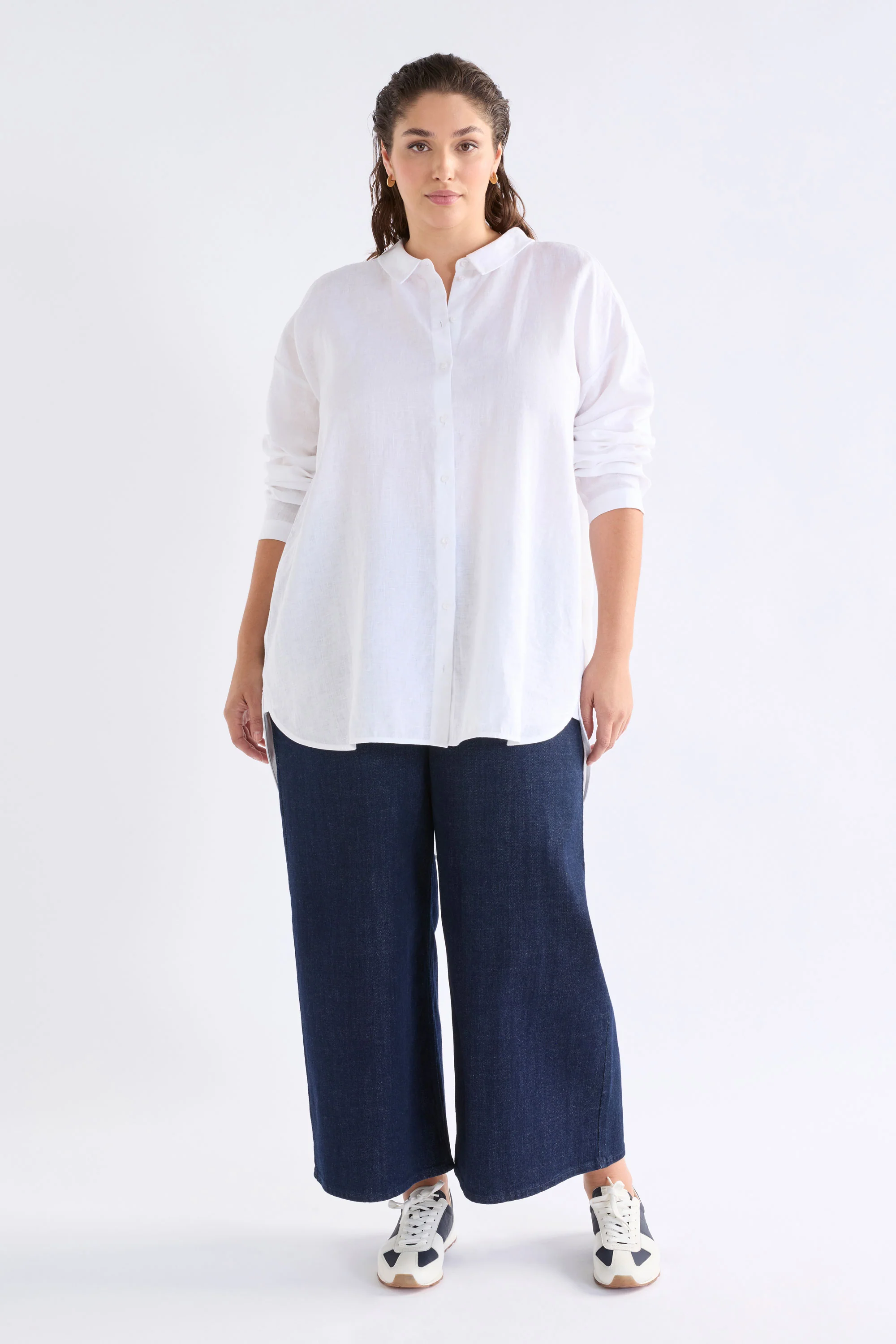Yenna Linen Shirt - Image 11
